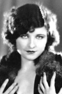 Evelyn Pierce in The Border Cavalier