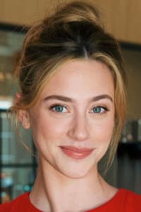 Lili Reinhart in Miss Stevens