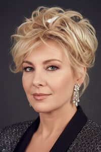 Leyla Önder in Yerli Dallas 2: Kadın Daha Çok Sever