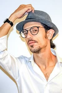 Emanuele Minafò in Un pugno di amici