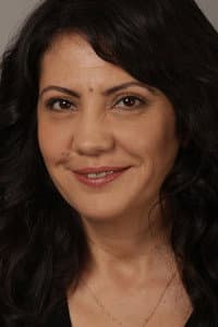 Özlem Başkaya in Her Gün Biraz Daha Kolay