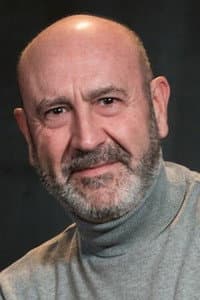 Juan Carlos Villanueva in La hija