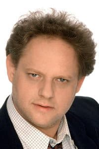 Oliver Stern in 008 - Agent wider Willen