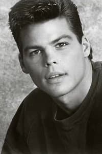 Richard Panebianco in Street Hunter