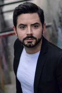 José Eduardo Derbez in Águila y Jaguar: Los guerreros legendarios