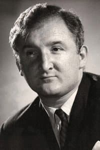 Ronald Fraser in The Beauty Jungle