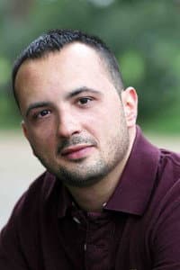 Simone Crisari in L'eroe dei due mondi