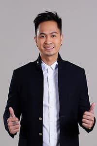 Tutti Caringal in Madaling Araw Mahabang Gabi