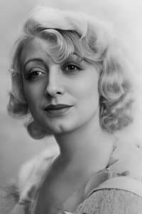 Suzy Prim in Untel père et fils