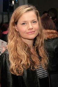 Lucija Šerbedžija in Infekcija