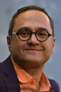 Rambod Javan in Cinderella