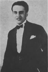 Alberto Gómez in Donde comienzan los pantanos