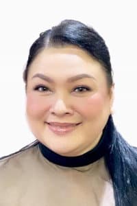 Marnie Lapus in Between Maybes