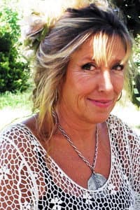 Paola Papini in Las colegialas se divierten