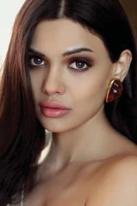 Sara Loren in Meharun Nisa