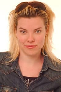 Samantha Maloney in Hole: The Electric Factory