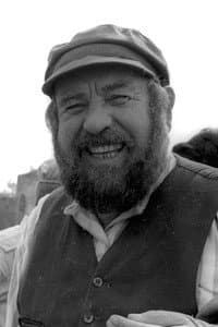 Shmuel Rodensky in Tuvia Vesheva Benotav
