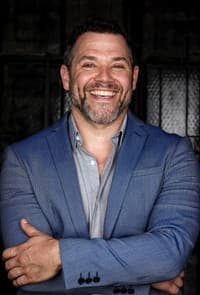 Joshua Bitton in 8 Confessions in Los Angeles