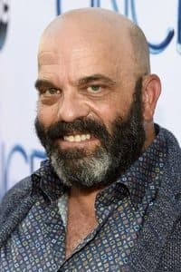 Lee Arenberg in Pirates of the Caribbean: The Curse of the Black Pearl