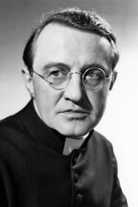Arthur Shields in Easy Come, Easy Go