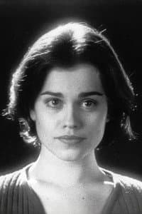 Veronika Varga in Les horizons perdus