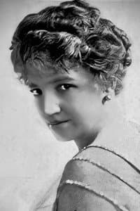 Adele Farrington in The Girl in the Web