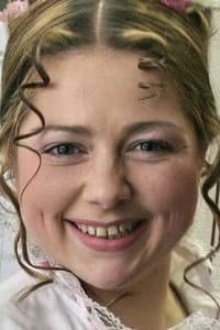 Alesya Pukhovaya in Спасти бессмертного
