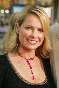 Ami Dolenz in Ticks