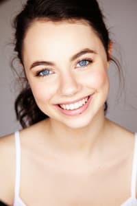 Ivy Latimer in Franswa Sharl