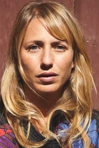 Laura Boujenah in Oxygène