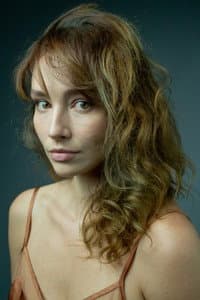 Juliana Lourenção in Covil