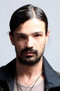 Tomo Miličević in Artifact