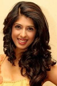 Aishwarya Sakhuja in Ujda Chaman