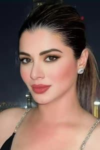 Kainaat Arora in Khalli Balli