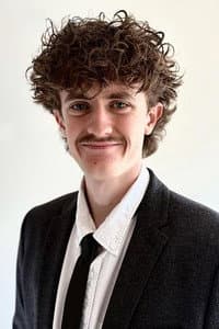 William Simmons in Recall