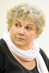 Christine Murillo in Tout dépend des filles...