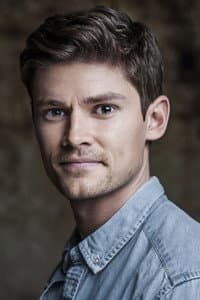 Owen Roth in Masters in Crime