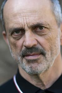 Jacek Koman in Breath