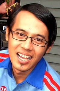 Aditya Sayuti in Kembar 5