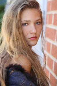 Lili Sepe in It Follows