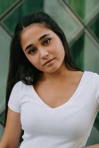 Derya Dilber in Elaha