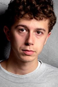 Adrien Simion in La Reine des neiges, l'histoire oubliée de Kay et Gerda