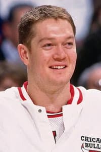 Luc Longley in Chicago Bulls. Cinco campeonatos de la NBA