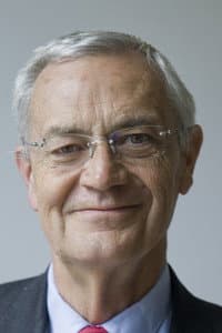 Jean-Louis Bianco in François Mitterrand : Bâtisseur de mystères