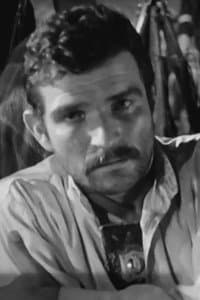 Carlos Cardán in El escapulario
