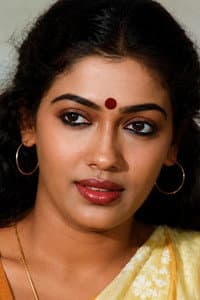 Rekha in Raasave Unnai Nambi