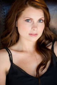 Samantha Figura in Love on the Vines