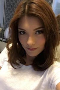 Mona Allen in Jerat