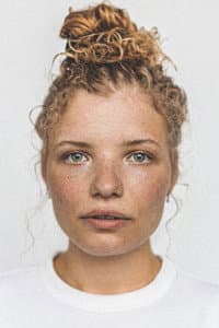 Luisa-Céline Gaffron in Pan