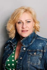 Petra Kleinert in Drei Stern Rot